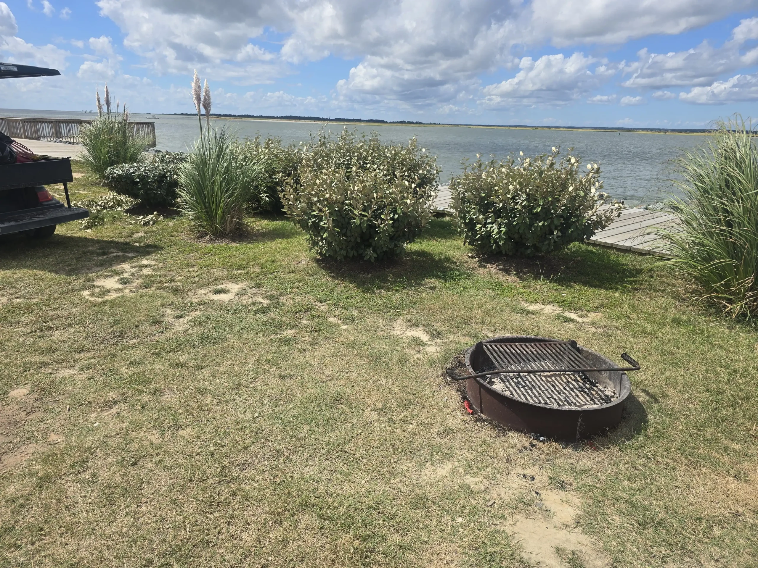 D. Martinez Lawn Care Services (5)